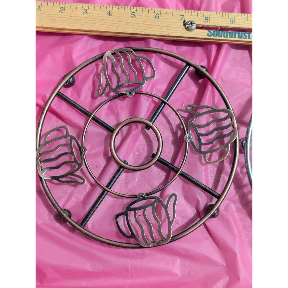 2 lot Metal coffee tea cup design round trivets‎